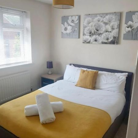 Ashford Holiday Home Smithy Drive Sleeps 5 Free Wifi And Vehicle Parking Kingsnorth Luaran gambar