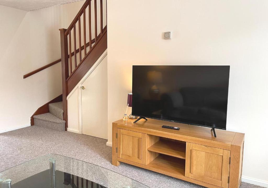 Ashford Holiday Home Smithy Drive Sleeps 5 Free Wifi And Vehicle Parking Kingsnorth Luaran gambar